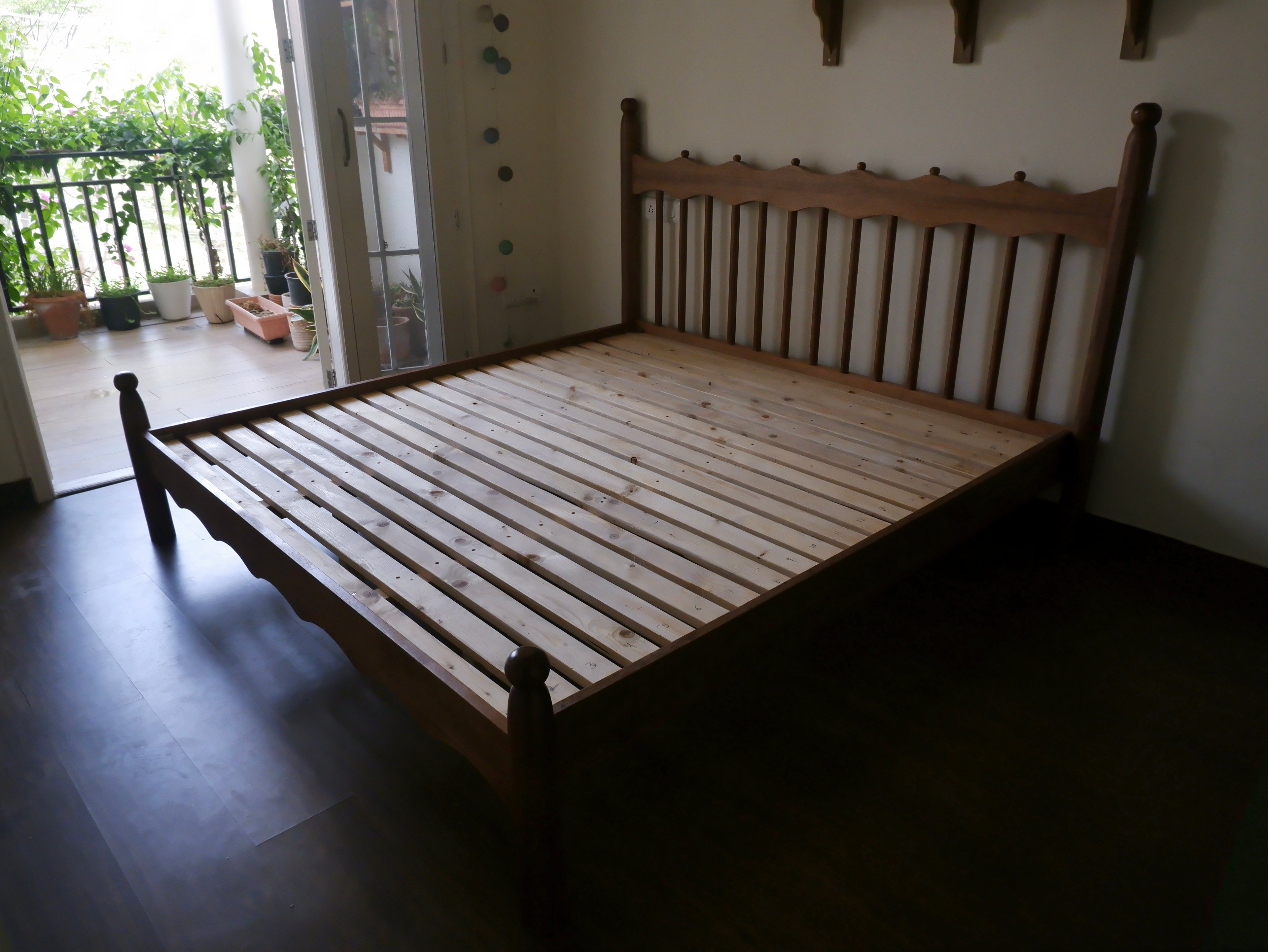 Ganymede Bed