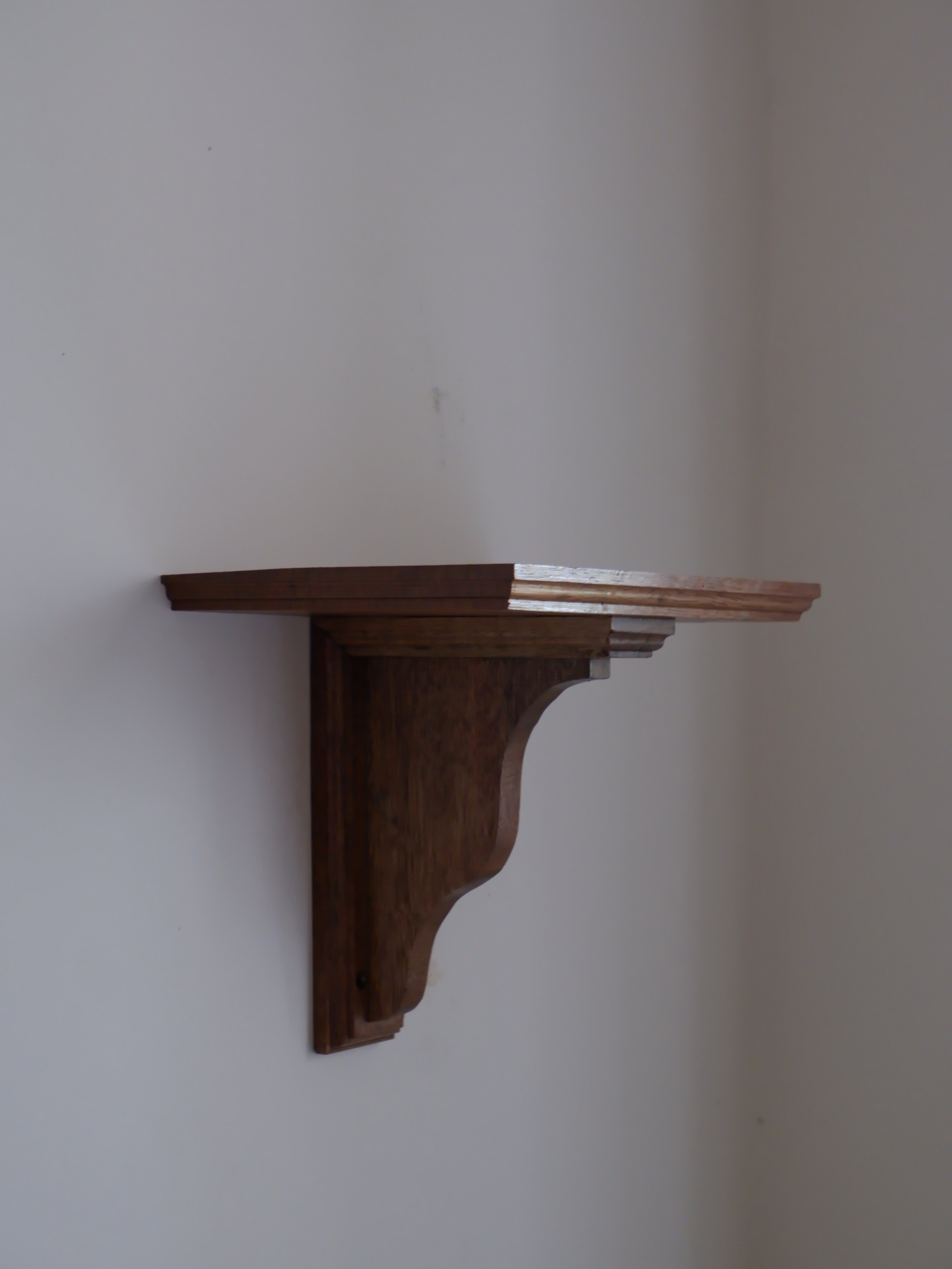 Auren Mini Corbel Shelf
