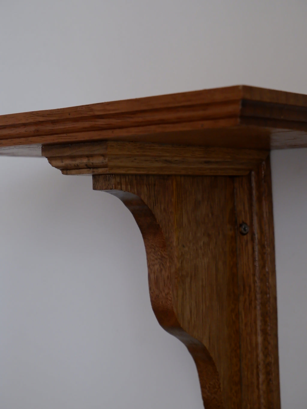 Auren Mini Corbel Shelf