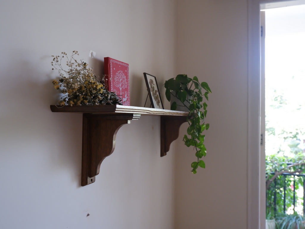 Elowen Corbel Bracket Shelf