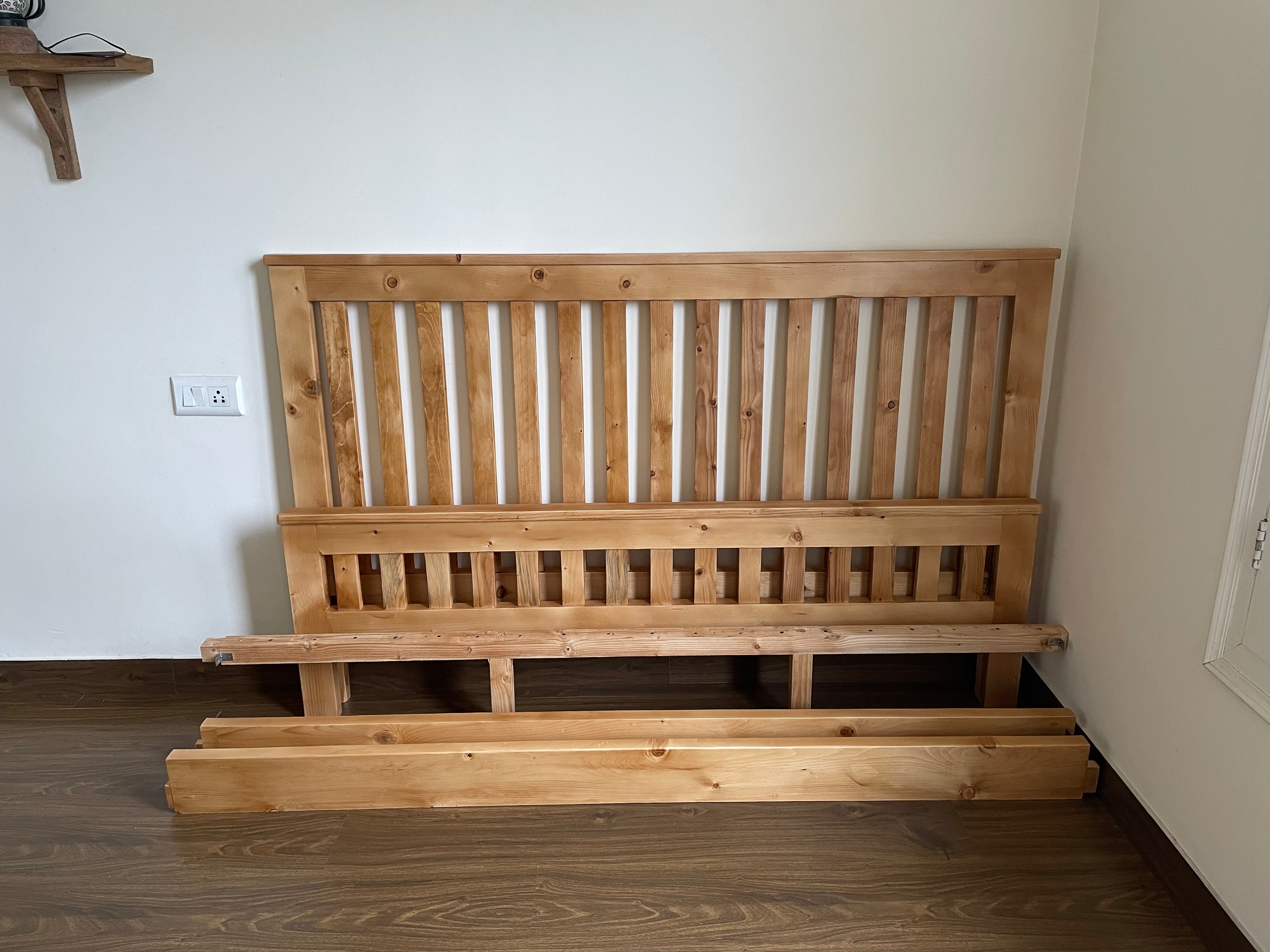 Elara Bed
