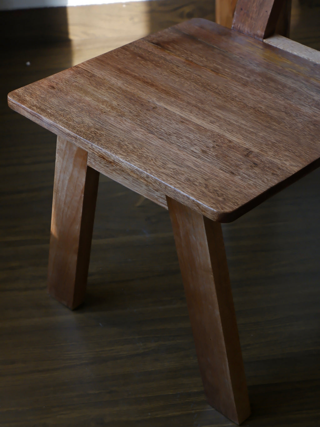 Noctra Chair