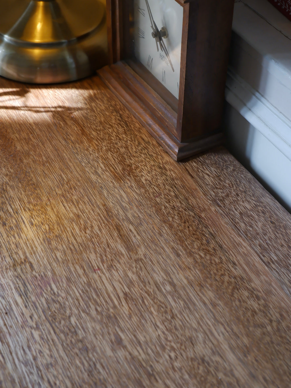 Soltra Table